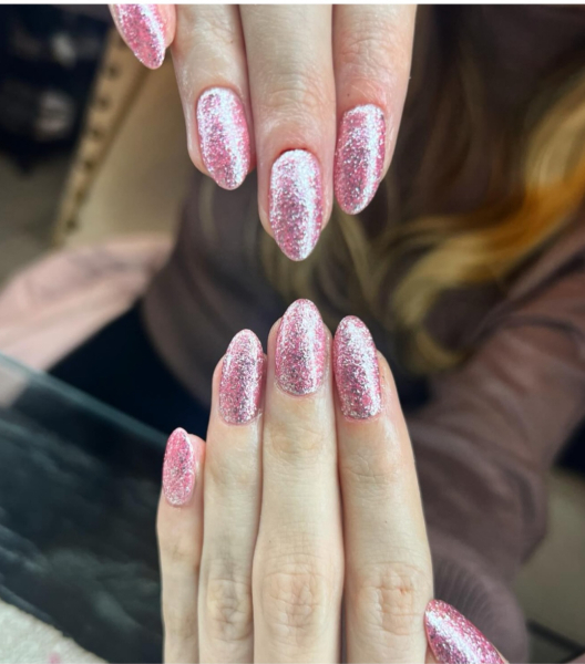 I think I'm done with glittery nails at Christmas