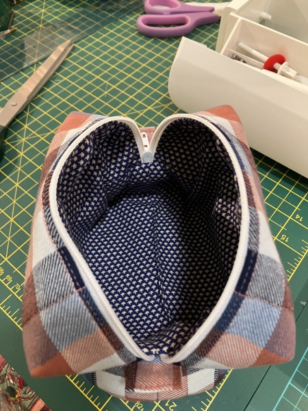 Stitch and bitch thread #11. Where the puns are only sew-sew