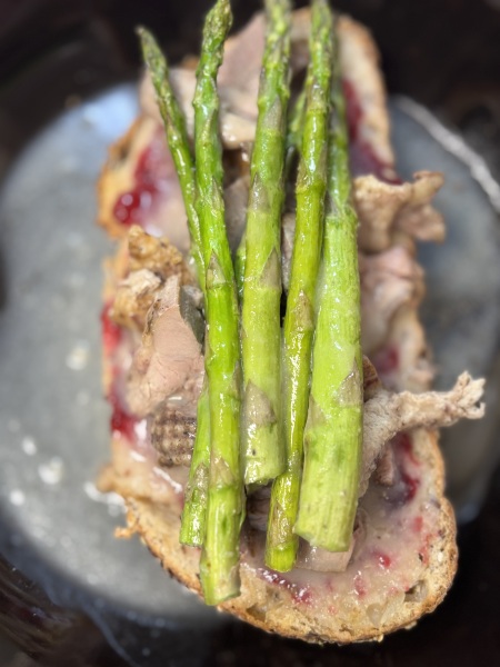 Come and tell us your dull and unexciting news 34: Calmly through the day