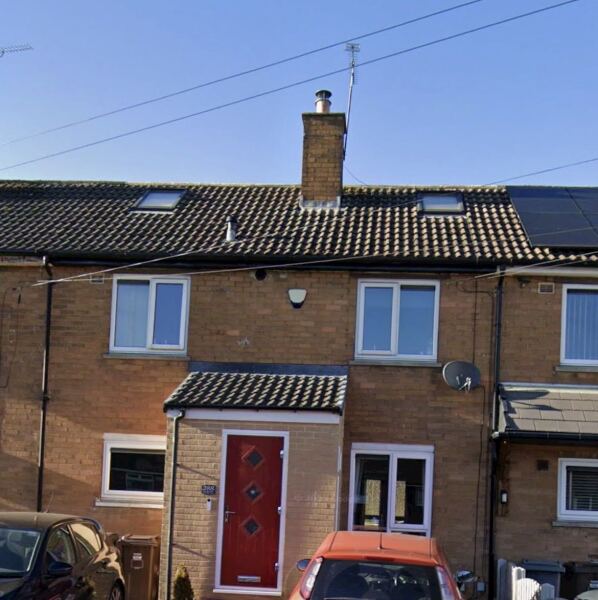 Buying a house with an occasional room and no BR