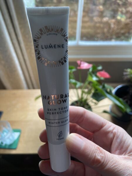 General “Waifs and Strays” Beauty Advent Calendar opening thread.