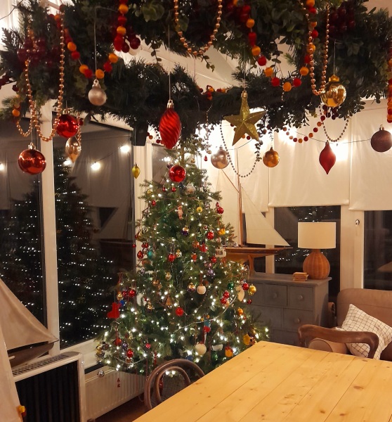 Or do fake trees always  look crap?