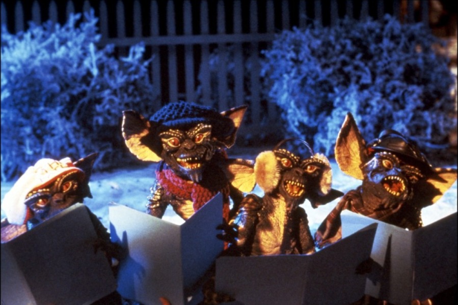 To ask if Mumsnetters open their door to carol singers?