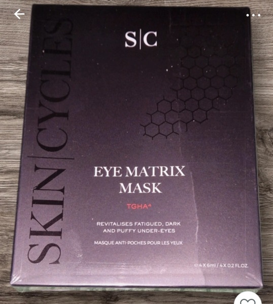 Under eye plumping tips for less haggard Christmas