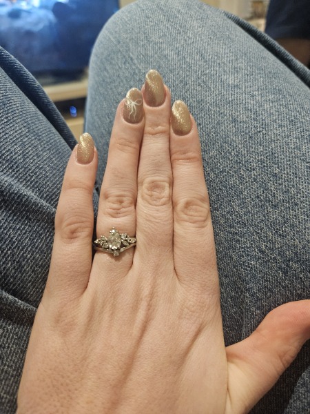 I think I'm done with glittery nails at Christmas