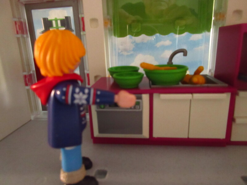 It's advent for the Playmobil people in our house...
