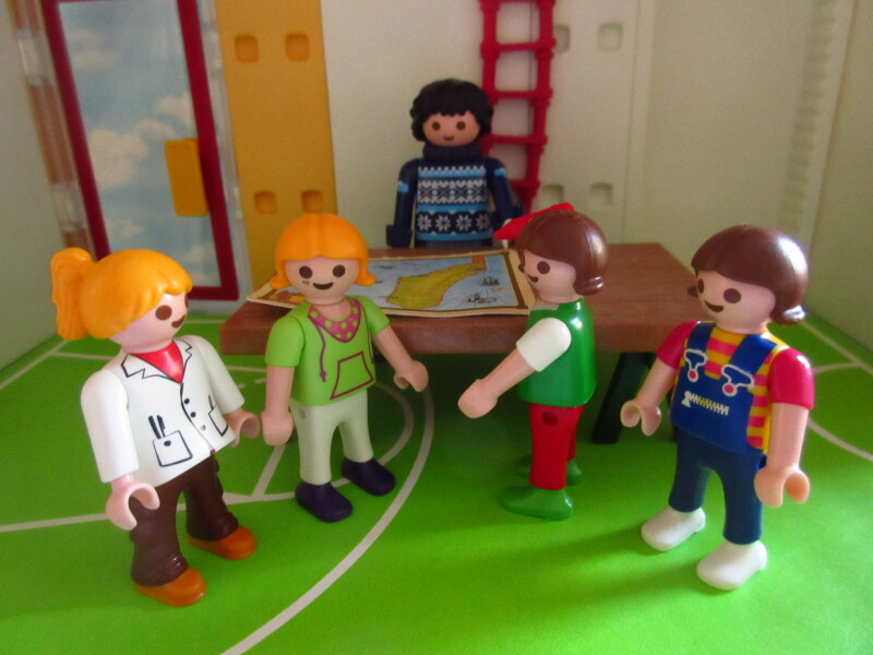 It's advent for the Playmobil people in our house...