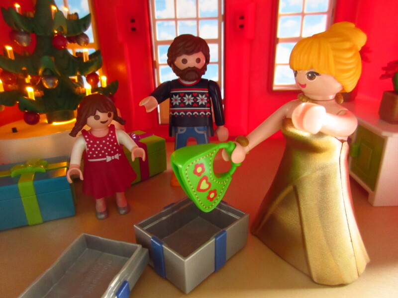 It's advent for the Playmobil people in our house...