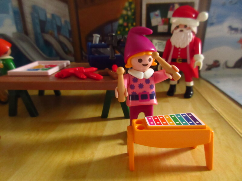 It's advent for the Playmobil people in our house...