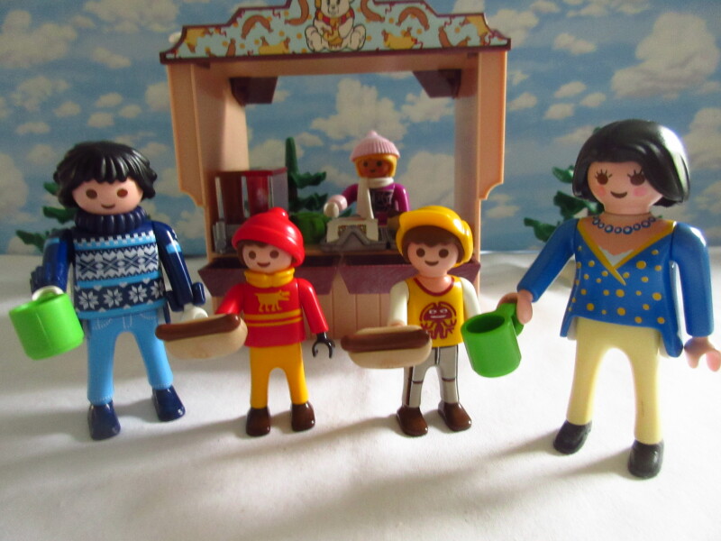 It's advent for the Playmobil people in our house...