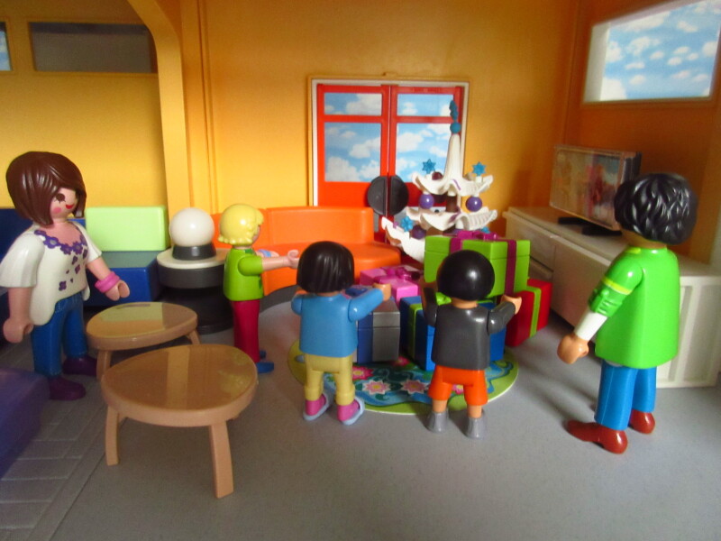 It's advent for the Playmobil people in our house...