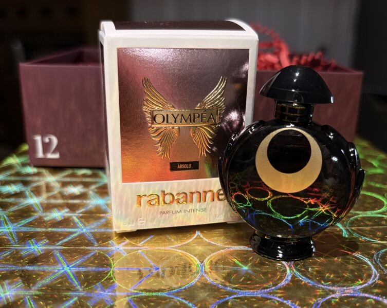 General “Waifs and Strays” Beauty Advent Calendar opening thread.