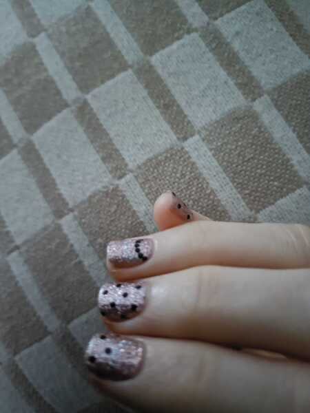 My BIAB / gel nail era ends with 2025. What at-home polish actually lasts more than a day?