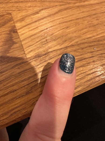 I think I'm done with glittery nails at Christmas