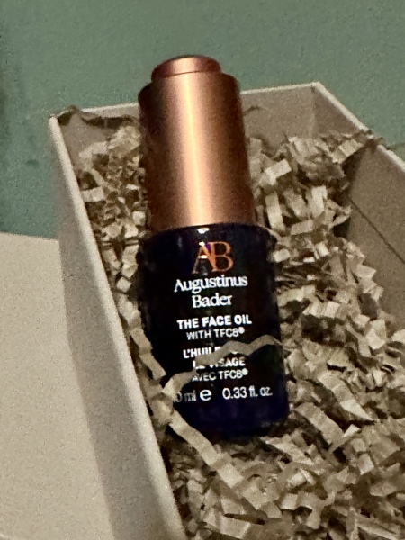 Oh Come All Ye Facials! Moisturisers and treatments! Join me for the Harrods Beauty Advent Calendar opening thread!