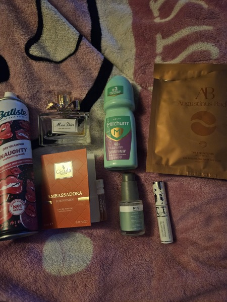 Can’t stop buying & hoarding beauty treats? You’re in good company here!