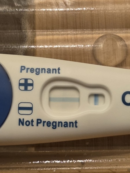 Line eyes? 11dpo 🤔