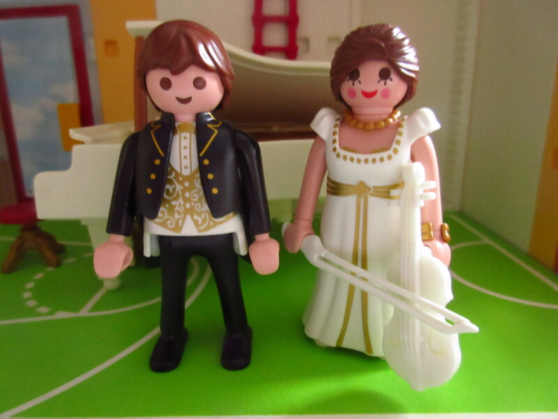 It's advent for the Playmobil people in our house...