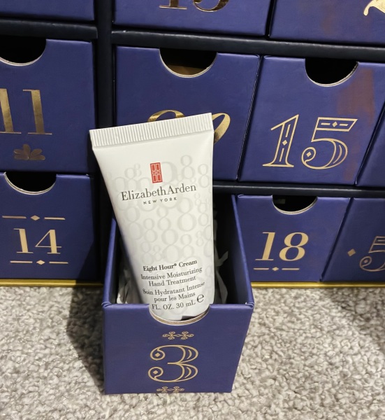 General “Waifs and Strays” Beauty Advent Calendar opening thread.