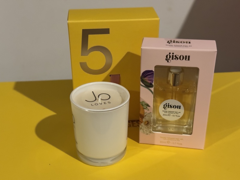 General “Waifs and Strays” Beauty Advent Calendar opening thread.