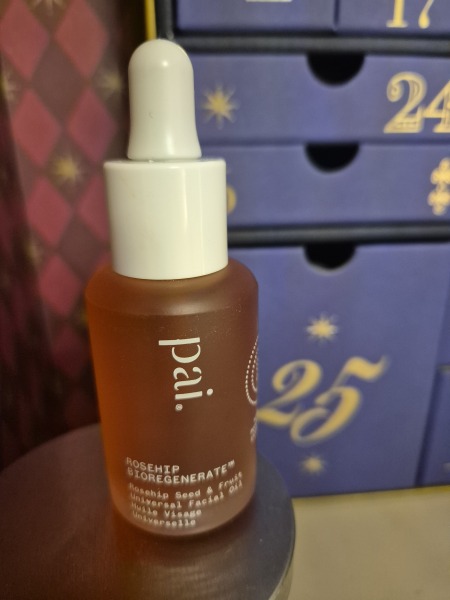 General “Waifs and Strays” Beauty Advent Calendar opening thread.