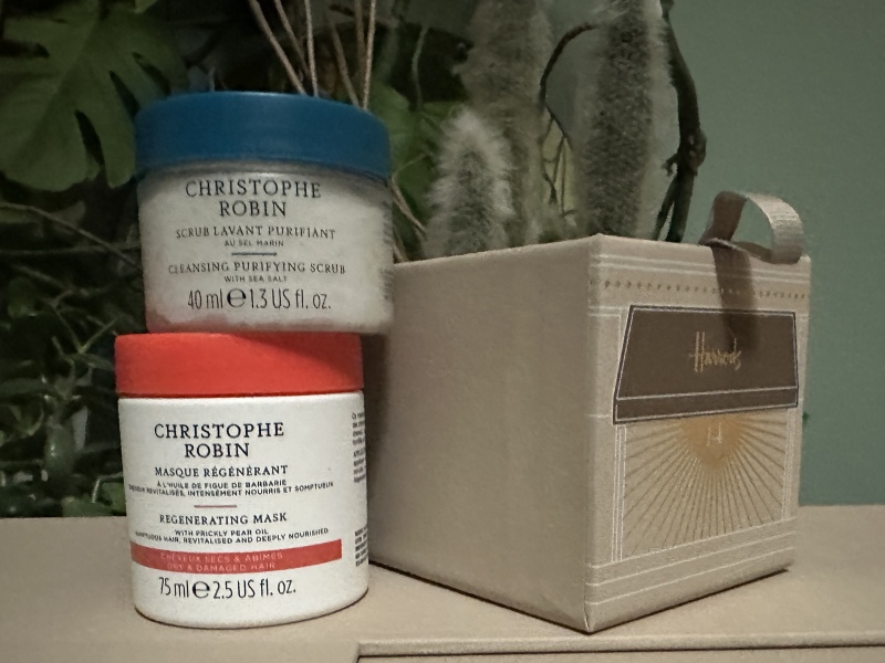 Oh Come All Ye Facials! Moisturisers and treatments! Join me for the Harrods Beauty Advent Calendar opening thread!