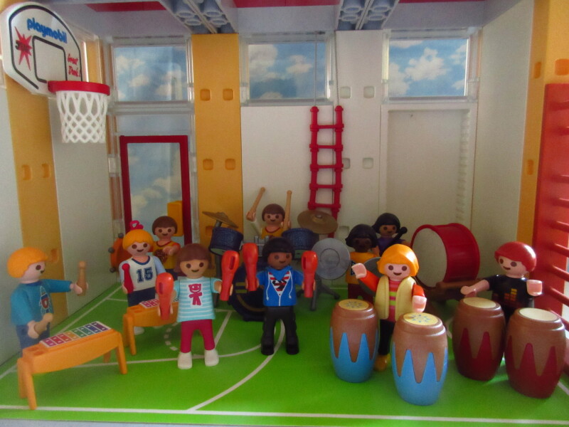 It's advent for the Playmobil people in our house...