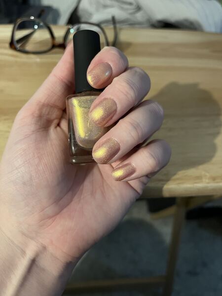 I think I'm done with glittery nails at Christmas