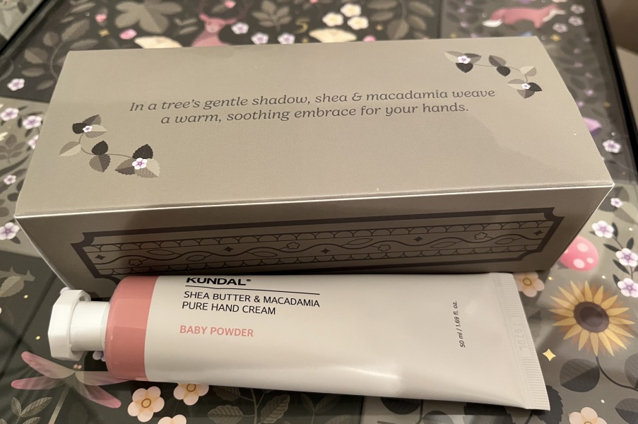 General Waifs and Strays Beauty Advent Calendar opening thread 2025 Part 2