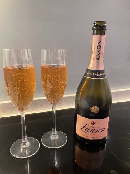 Thread 40 Starmer: Prettig Kerstfeest, Nollaig Shona, Hyvää Joulua, Nadolig Llawen ,圣诞快乐, God Jul, Feliz Navidad, Bouan Noué, Nollaig Chridheil.