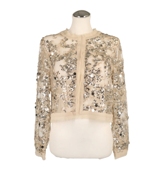 Help me complete my outfit: low key wedding, 50 something bride