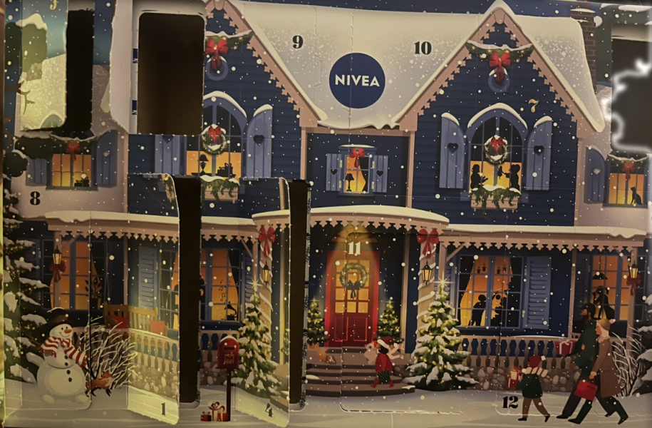 General “Waifs and Strays” Beauty Advent Calendar opening thread.