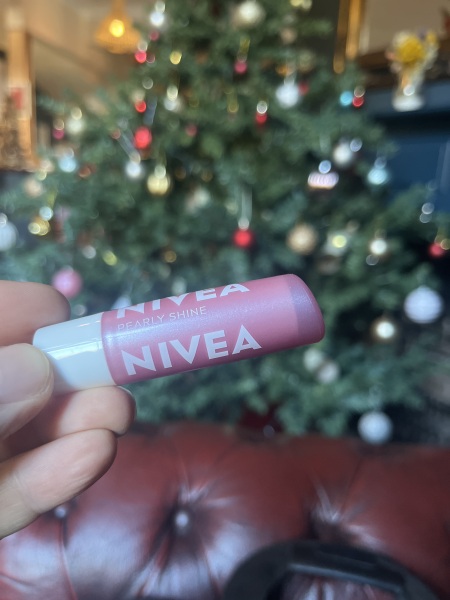 General “Waifs and Strays” Beauty Advent Calendar opening thread.