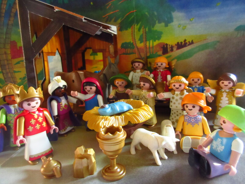 It's advent for the Playmobil people in our house...