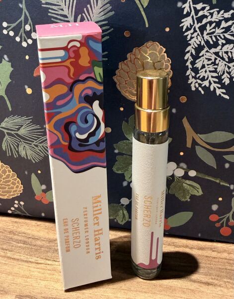 General “Waifs and Strays” Beauty Advent Calendar opening thread.