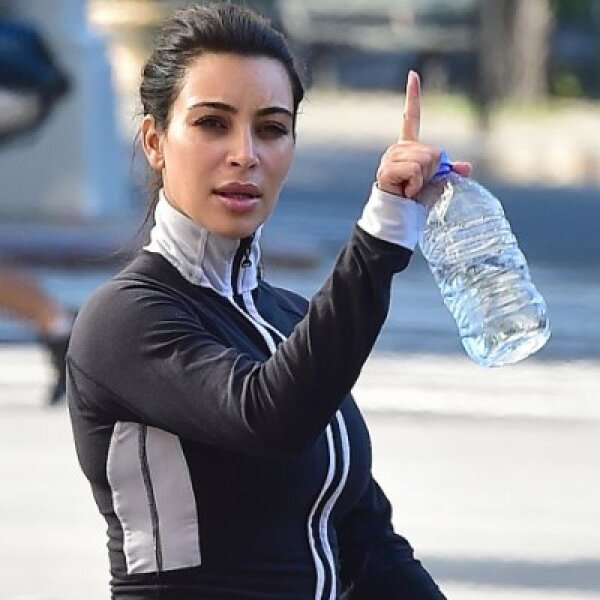 Any help finding the Kardashian shake salad boxes please?