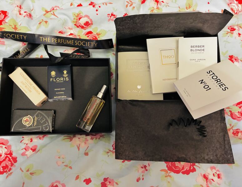 Scent of the day part six! What will the friendly perfumistas spray next?