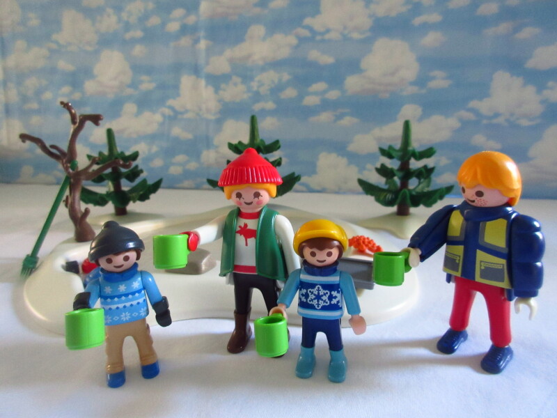 It's advent for the Playmobil people in our house...