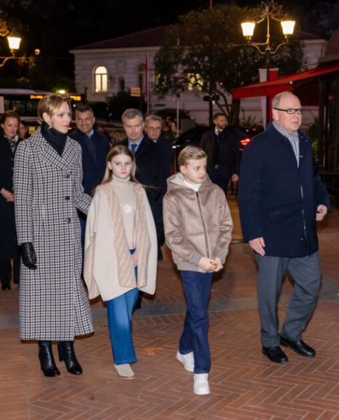 Royal Style: A Double Breasted Safari Suit? We need to discuss...