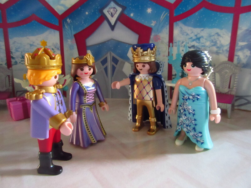 It's advent for the Playmobil people in our house...