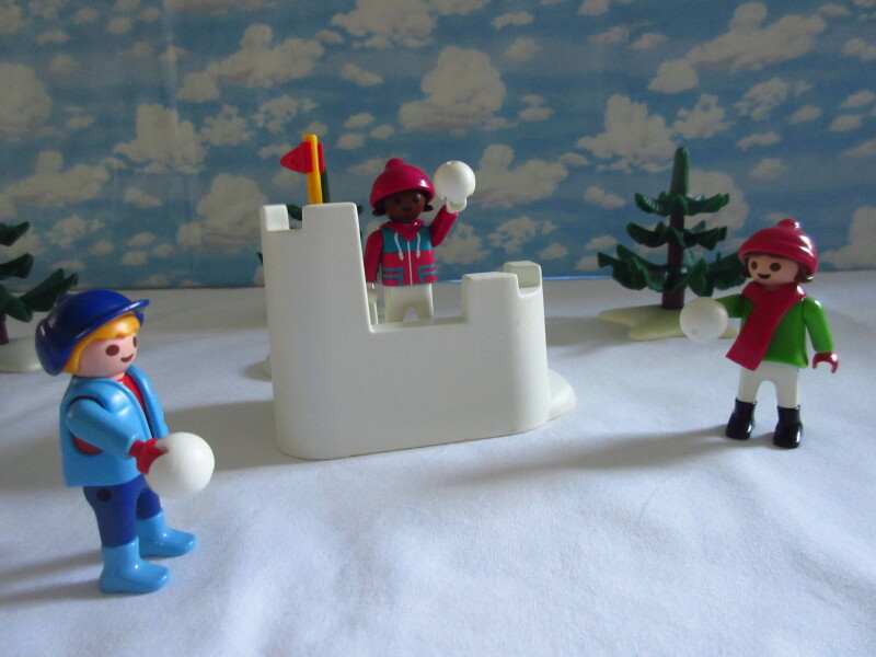 It's advent for the Playmobil people in our house...