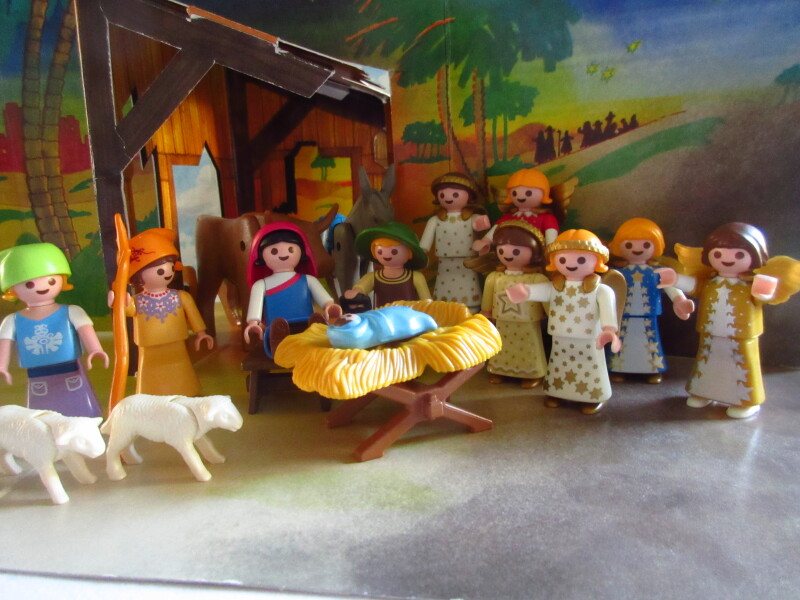 It's advent for the Playmobil people in our house...