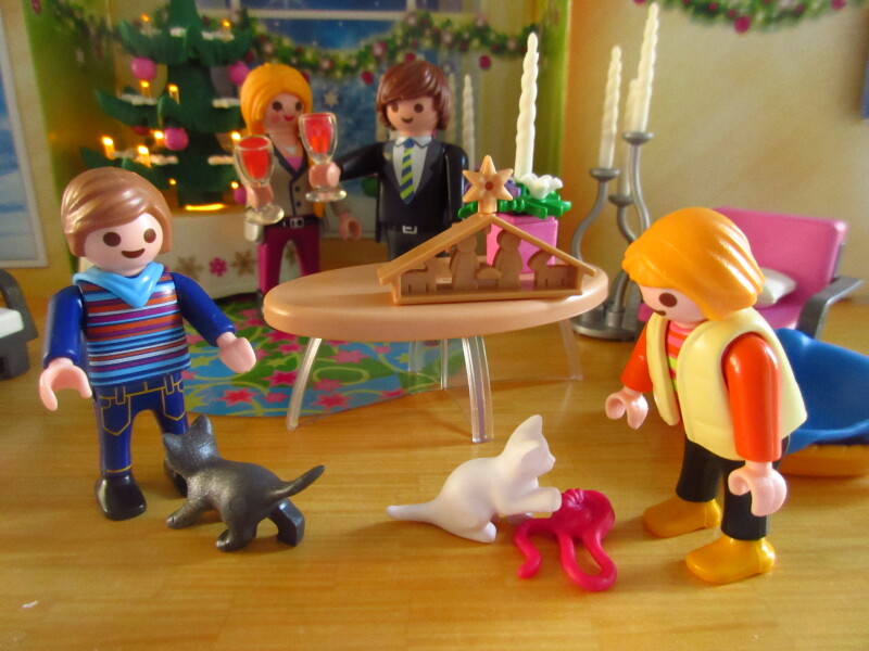 It's advent for the Playmobil people in our house...