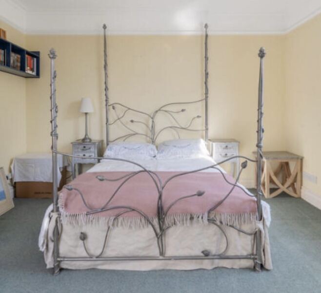 Please help me find this bed!