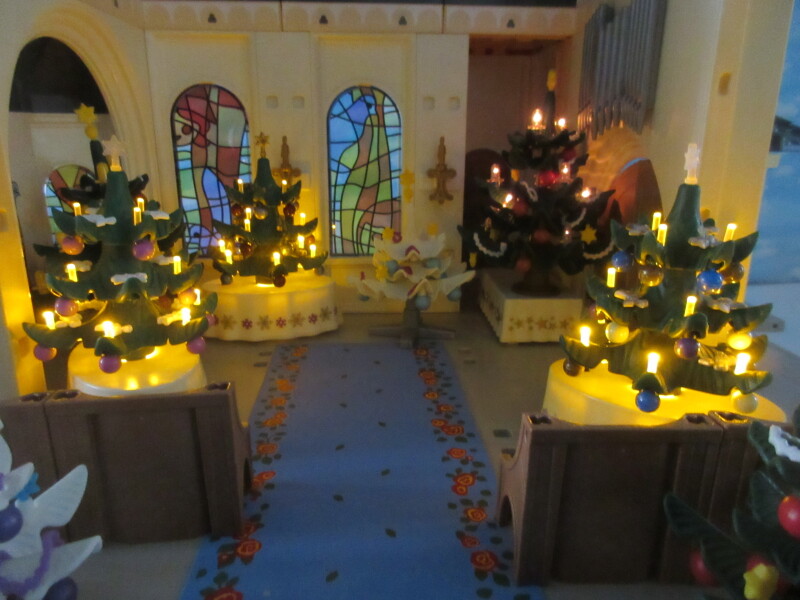 It's advent for the Playmobil people in our house...