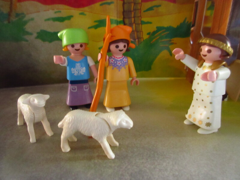 It's advent for the Playmobil people in our house...