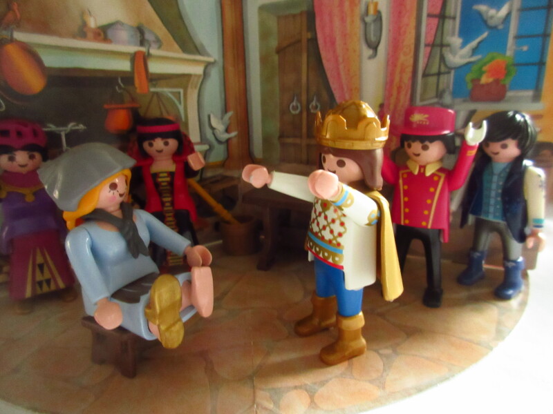 It's advent for the Playmobil people in our house...