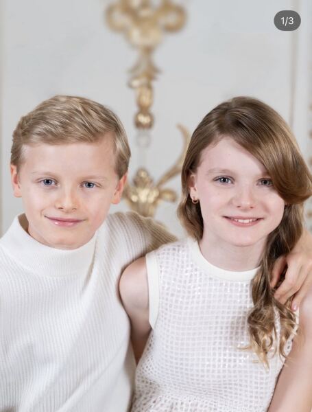 Royal Style: A Double Breasted Safari Suit? We need to discuss...