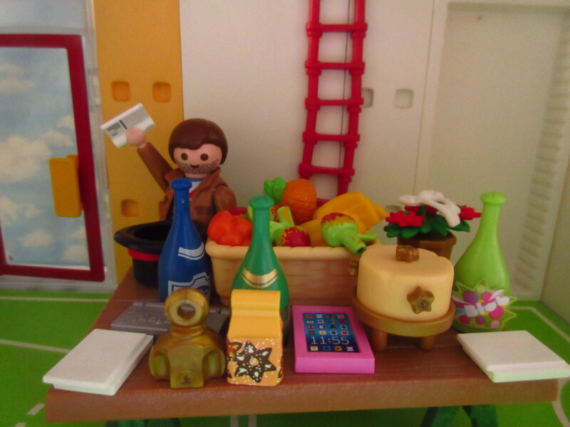 It's advent for the Playmobil people in our house...