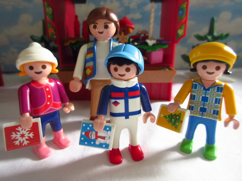It's advent for the Playmobil people in our house...